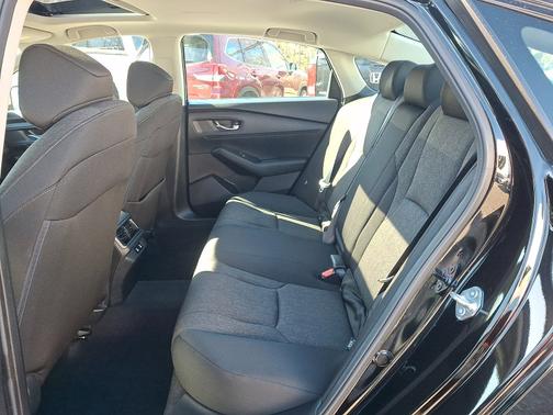 Crystal Black Pearl 2025 Honda Accord