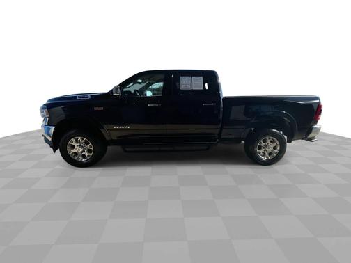 2022 RAM 2500 Laramie Crew Cab 4x4 6'4' Box