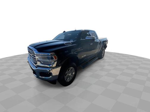 2022 RAM 2500 Laramie Crew Cab 4x4 6'4' Box