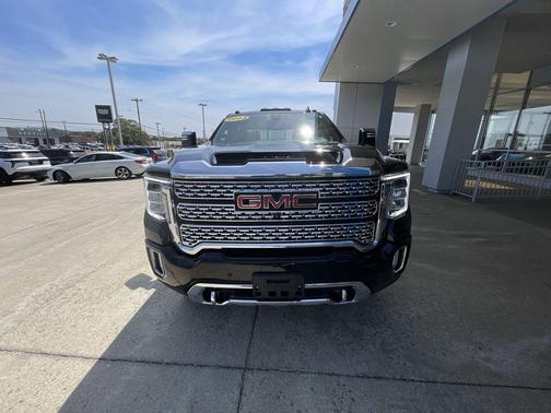 Onyx Black 2023 GMC Sierra 2500 Denali