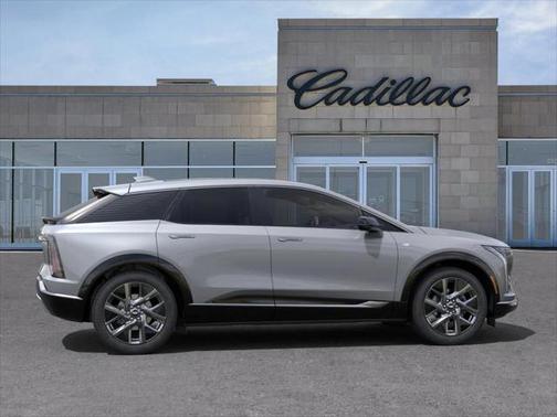 2025 Cadillac OPTIQ Luxury