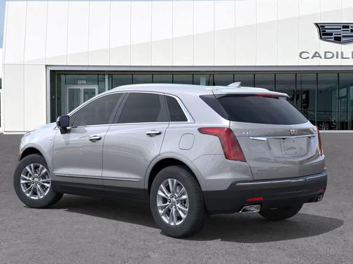 2026 Cadillac XT5 Luxury