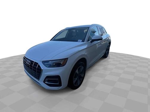 2024 Audi Q5 40 Premium