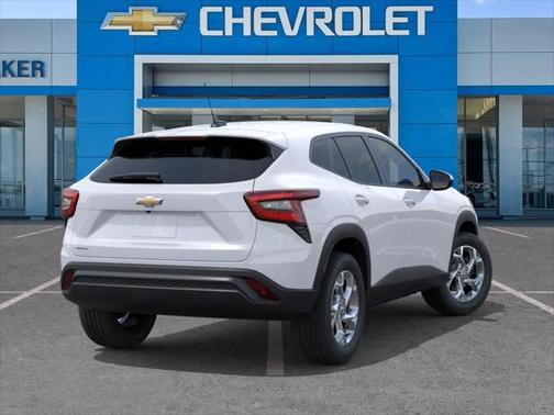2025 Chevrolet Trax LS