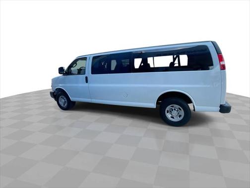 2022 Chevrolet Express 3500 RWD 3500 Extended Wheelbase LS