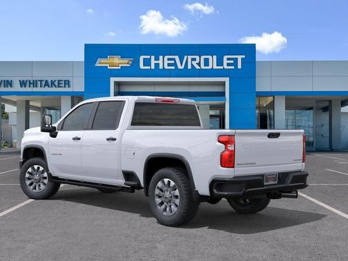 Summit White 2026 Chevrolet Silverado 2500 Custom