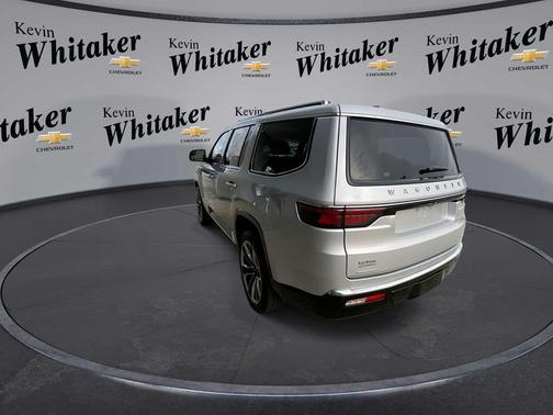 2022 Jeep Wagoneer Series III 4x4