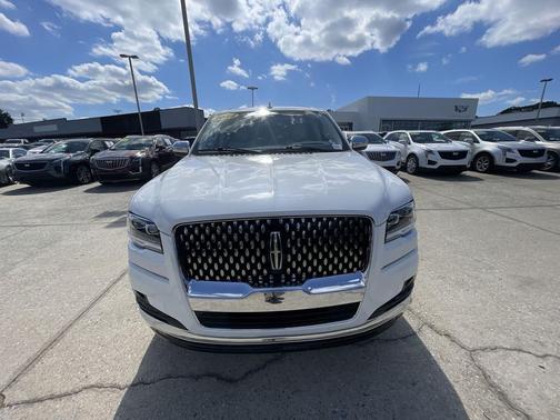 2022 Lincoln Navigator Black Label