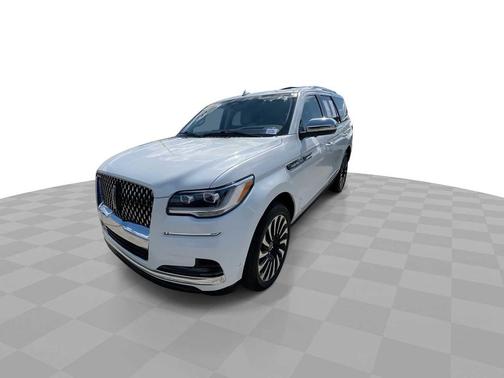 2022 Lincoln Navigator Black Label