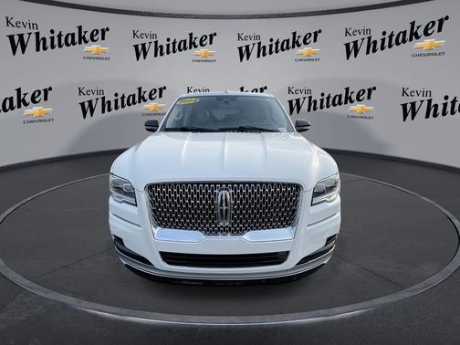 Pristine White Metallic Tri-Coat 2024 Lincoln Navigator Reserve