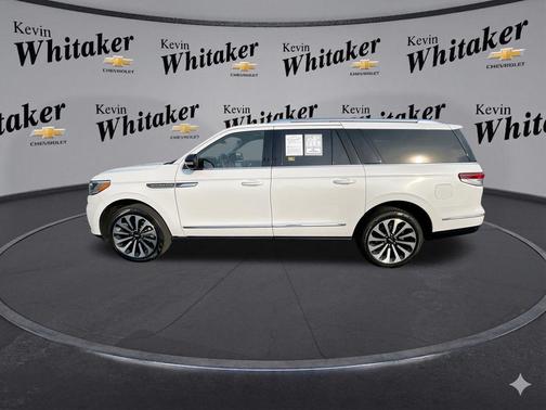 Pristine White Metallic Tri-Coat 2024 Lincoln Navigator Reserve