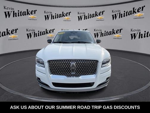 Pristine White Metallic Tri-Coat 2024 Lincoln Navigator Reserve