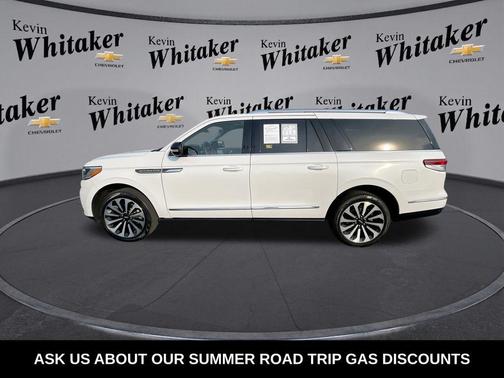 Pristine White Metallic Tri-Coat 2024 Lincoln Navigator Reserve