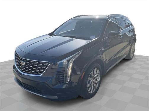 2022 Cadillac XT4 Premium Luxury