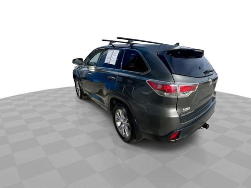 2015 Toyota Highlander LE Plus