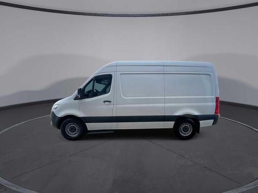 2021 Mercedes-Benz Sprinter 2500 Standard Roof