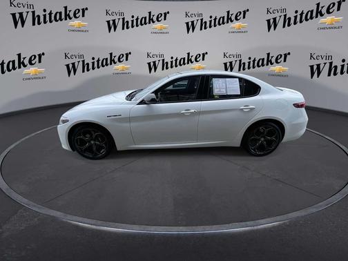 2023 Alfa Romeo Giulia Estrema AWD