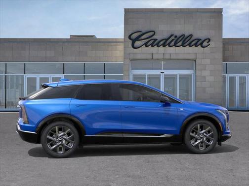 2025 Cadillac OPTIQ Luxury 1 AWD