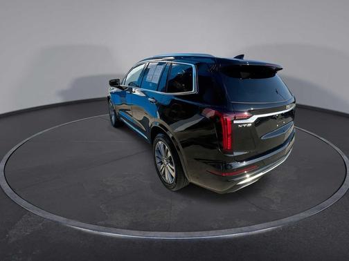 2025 Cadillac XT6 Premium Luxury FWD