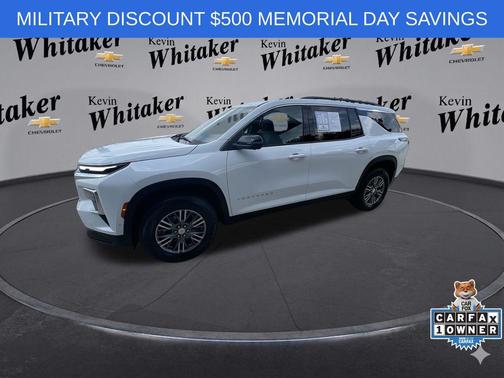Summit White 2024 Chevrolet Traverse LT