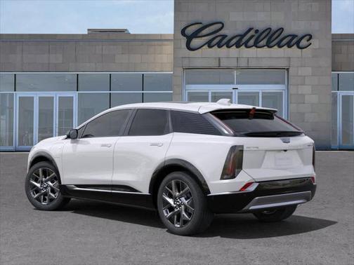 2025 Cadillac OPTIQ Luxury 2 AWD