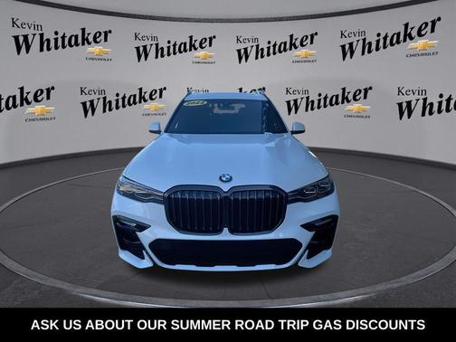 Mineral White Metallic 2022 BMW X7 xDrive40i
