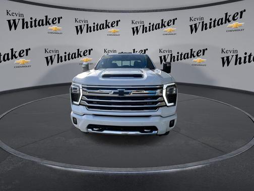 Iridescent Pearl Tricoat 2024 Chevrolet Silverado 3500 High Country