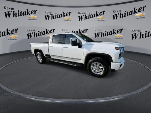 Iridescent Pearl Tricoat 2024 Chevrolet Silverado 3500 High Country