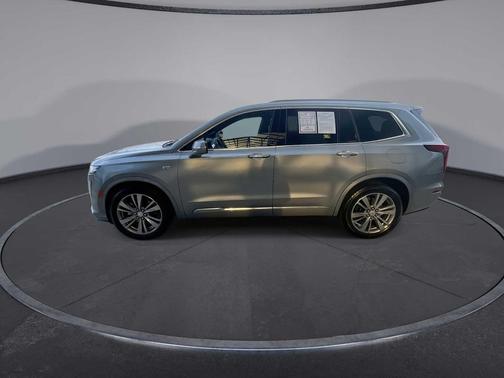 2025 Cadillac XT6 Premium Luxury FWD