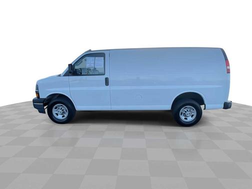 2024 Chevrolet Express 2500 RWD 2500 Regular Wheelbase WT