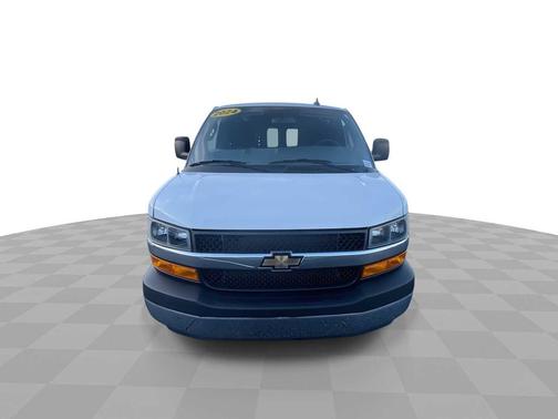 2024 Chevrolet Express 2500 RWD 2500 Regular Wheelbase WT