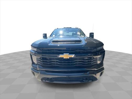 2024 Chevrolet Silverado 2500 Custom