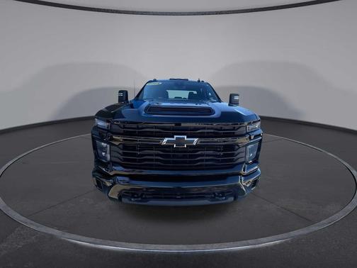 2025 Chevrolet Silverado 2500 Custom