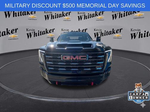 Onyx Black 2025 GMC Sierra 2500 AT4