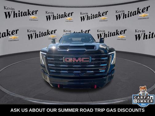 Onyx Black 2025 GMC Sierra 2500 AT4