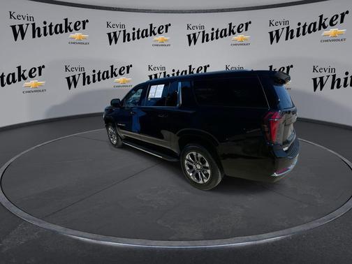 2025 Chevrolet Suburban LS