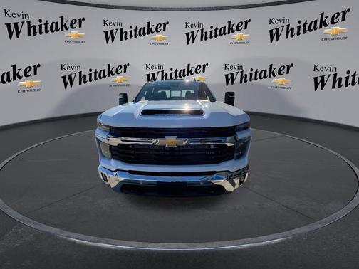 Summit White 2026 Chevrolet Silverado 3500 LT