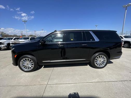 2024 Cadillac Escalade ESV Premium Luxury