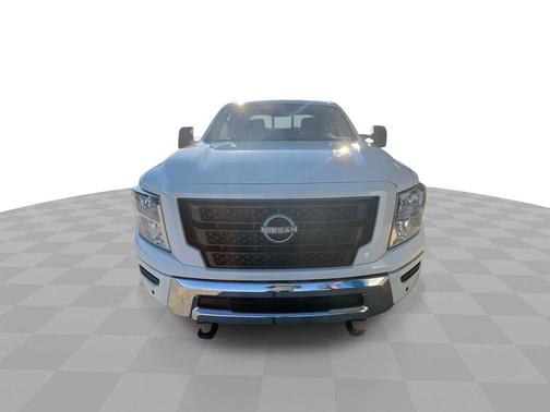 2023 Nissan Titan XD SV