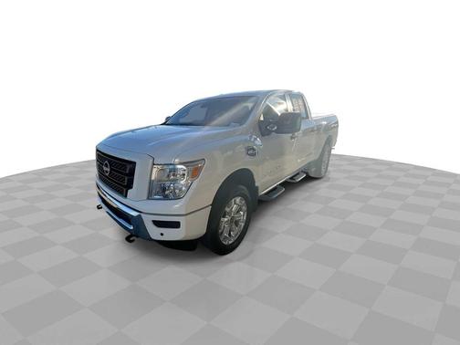 2023 Nissan Titan XD SV
