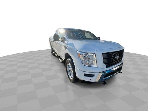 2023 Nissan Titan XD SV