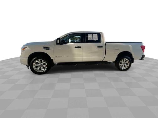 2023 Nissan Titan XD SV