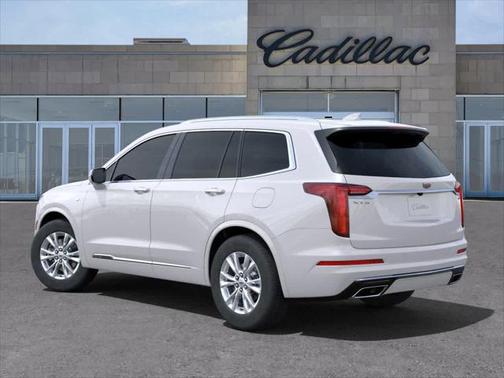 2025 Cadillac XT6 Luxury FWD