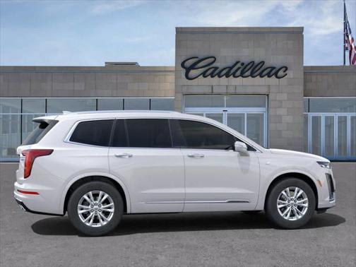2025 Cadillac XT6 Luxury FWD