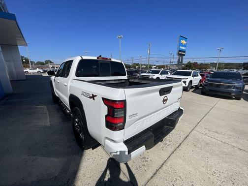 2022 Nissan Frontier PRO-X