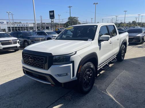 2022 Nissan Frontier PRO-X
