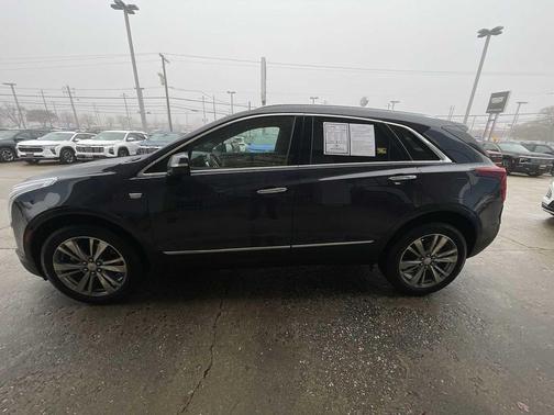 2025 Cadillac XT5 Premium Luxury