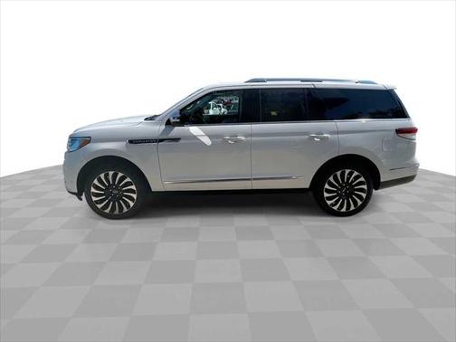 2023 Lincoln Navigator Black Label