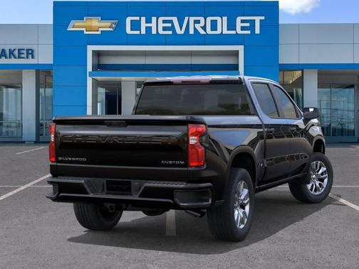 2025 Chevrolet Silverado 1500 Custom