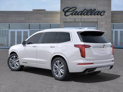 2025 Cadillac XT6 Premium Luxury FWD